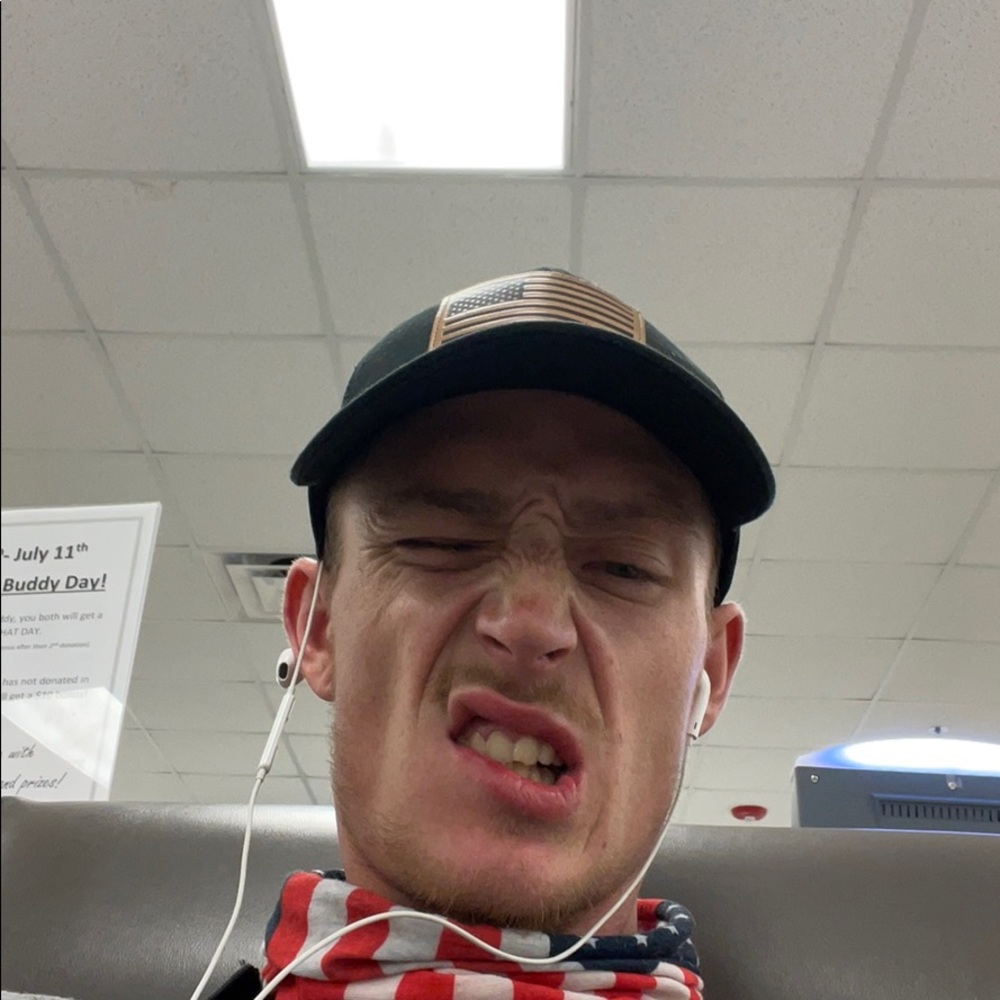 Meet your Posher, Tyler